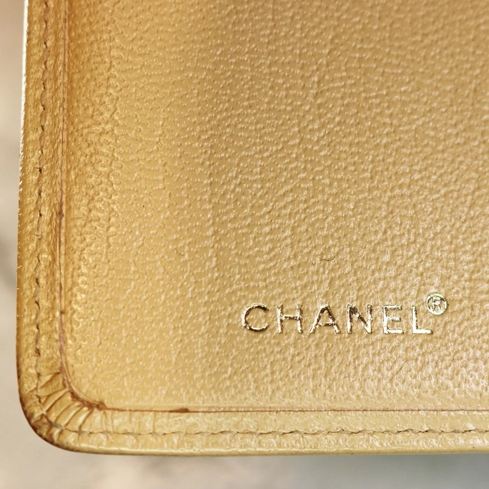 Chanel Porte Monnaie Tan Leather Wallet with Gold Tone CC Logo EUC
